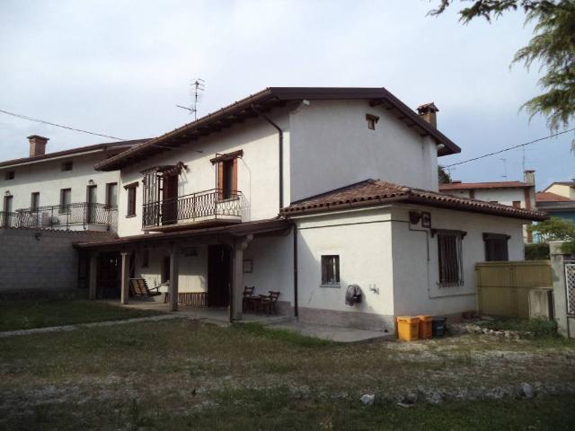 Rustico in vendita a Majano, Friuli-Venezia Giulia