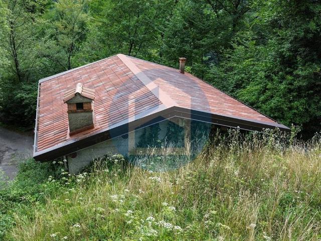 Rustico in vendita a Comunità montana della valle Camonica, Malegno