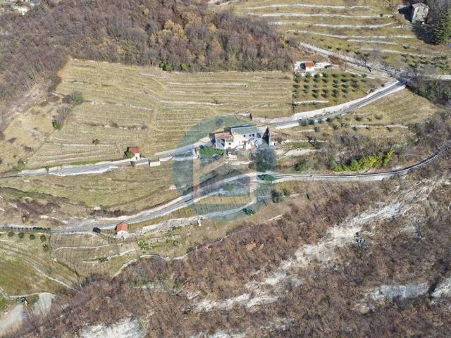 Rustico in vendita a Comunità montana della valle Camonica, Malegno