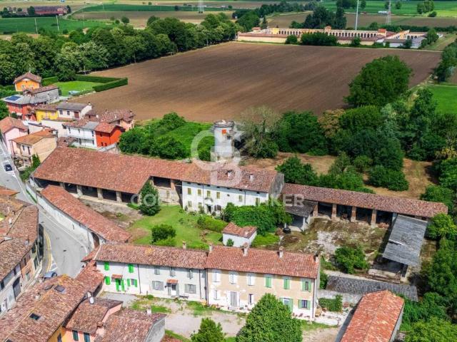 Rustico in vendita a Maleo, Lombardia