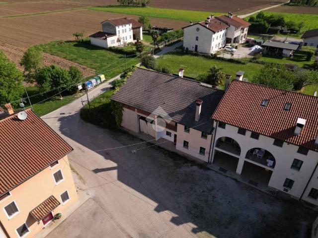 Rustico in vendita a Malo, Veneto