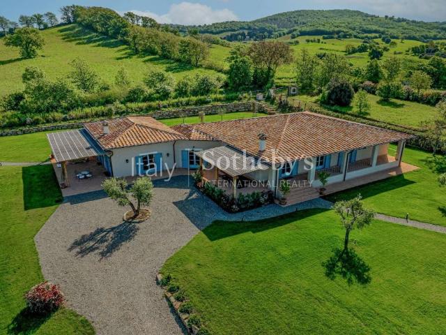 Rustico in vendita a Unione di Comuni Montani Colline del Fiora, Manciano