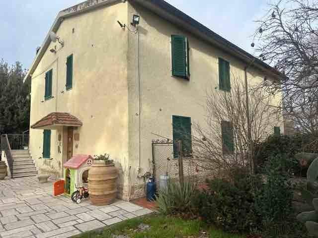 Rustico in vendita a Unione di Comuni Montani Colline del Fiora, Manciano
