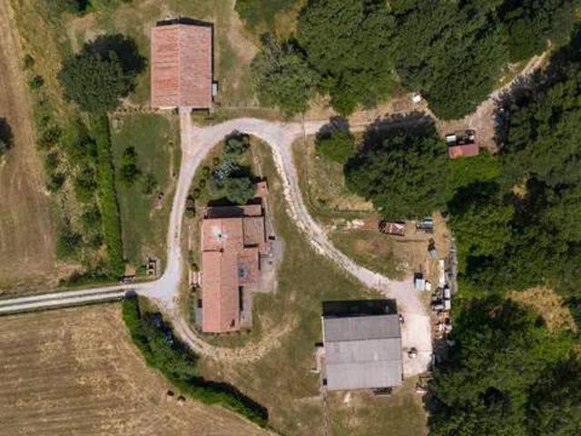 Rustico in vendita a Unione di Comuni Montani Colline del Fiora, Manciano