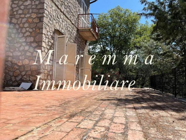 Rustico in vendita a Unione di Comuni Montani Colline del Fiora, Manciano