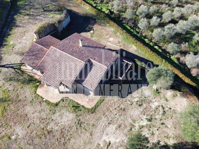 Rustico in vendita a Unione di Comuni Montani Colline del Fiora, Manciano