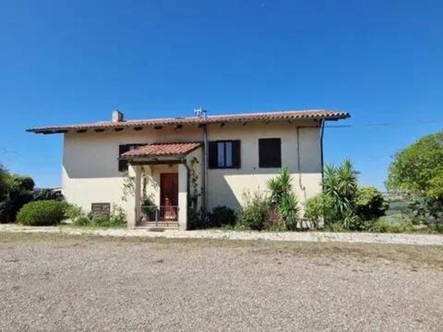 Rustico in vendita a Unione di Comuni Montani Colline del Fiora, Manciano
