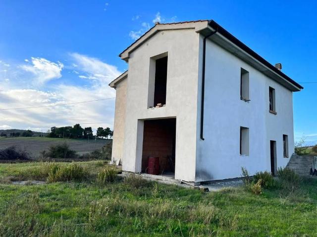 Rustico in vendita a Unione di Comuni Montani Colline del Fiora, Manciano