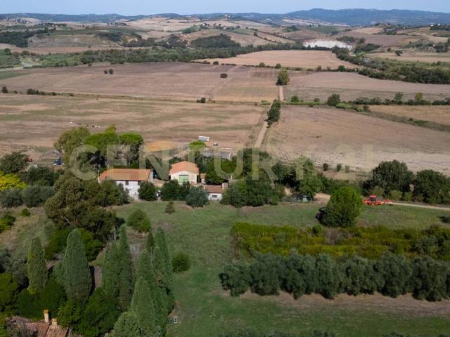 Rustico in vendita a Unione di Comuni Montani Colline del Fiora, Manciano