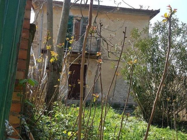 Rustico in vendita a Unione di Comuni Montani Colline del Fiora, Manciano