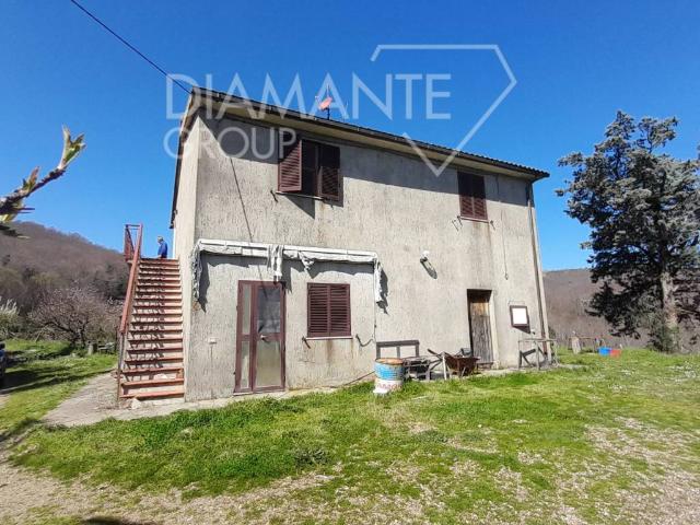 Rustico in vendita a Unione di Comuni Montani Colline del Fiora, Manciano