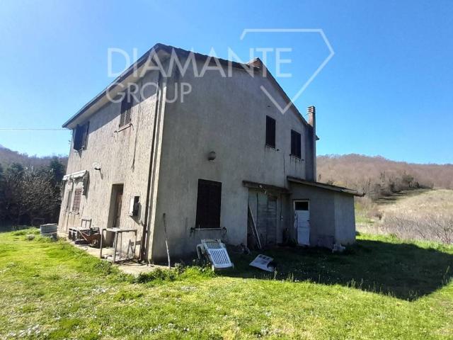 Rustico in vendita a Unione di Comuni Montani Colline del Fiora, Manciano
