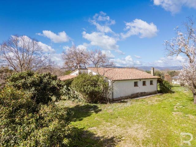 Rustico in vendita a Unione di Comuni Montani Colline del Fiora, Manciano