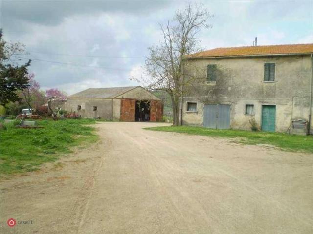 Rustico in vendita a Unione di Comuni Montani Colline del Fiora, Manciano