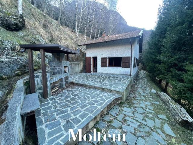 Rustico in vendita a Somana, Mandello Del Lario