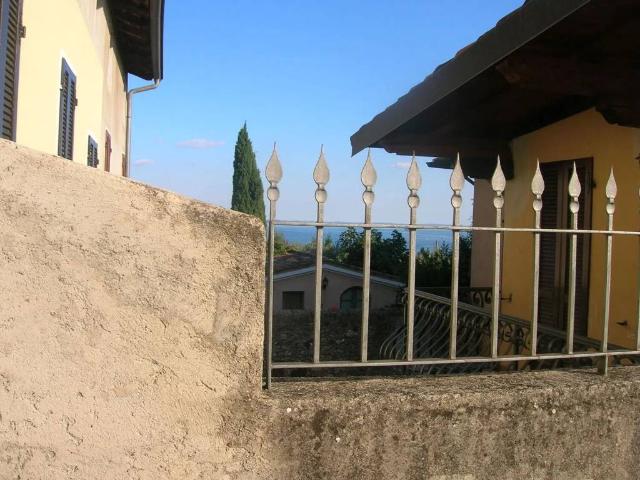 Rustico in vendita a Montinelle, Manerba Del Garda