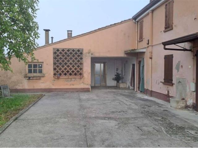 Rustico in vendita a San Giorgio Di Mantova, Lombardia