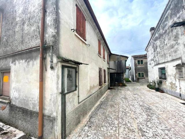 Rustico in vendita a San Giorgio Di Mantova, Lombardia