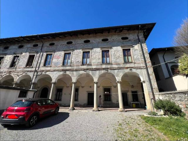 Rustico in vendita a Prezzate, Mapello