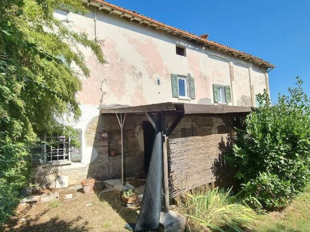 Rustico in vendita a Unione dei comuni del Distretto Ceramico, Maranello
