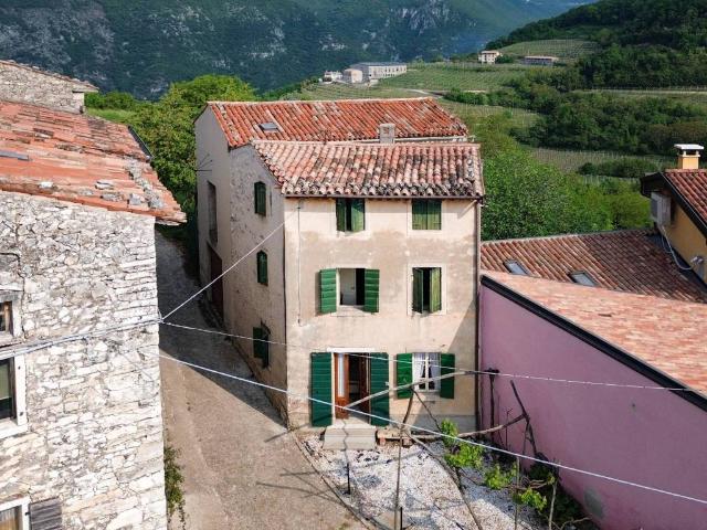 Rustico in vendita a Marano Di Valpolicella, Veneto