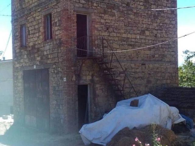 Rustico in vendita a Unione dei comuni del Frignano, Serramazzoni