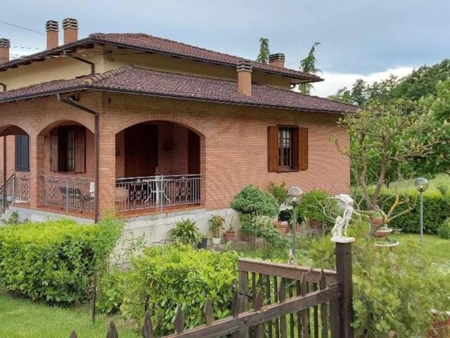 Rustico in vendita a Unione di comuni Terre di Castelli, Marano Sul Panaro