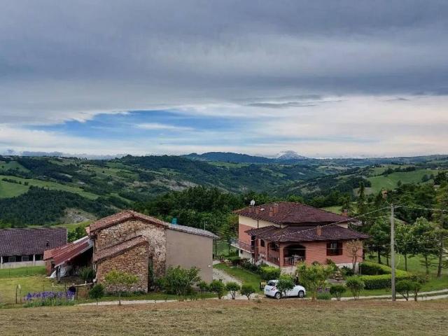Rustico in vendita a Unione di comuni Terre di Castelli, Marano Sul Panaro