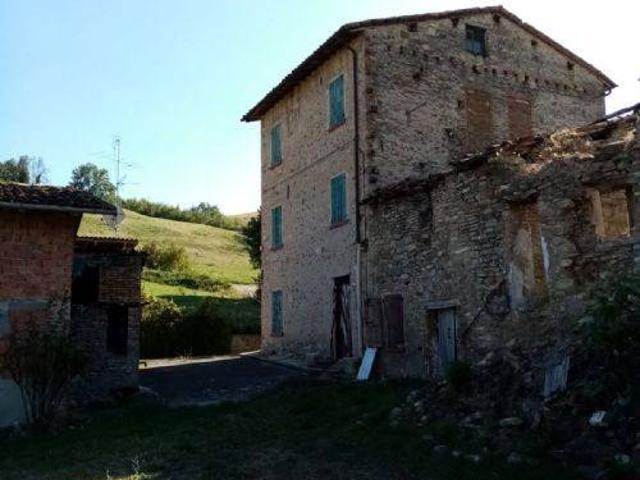 Rustico in vendita a Unione di comuni Terre di Castelli, Marano Sul Panaro