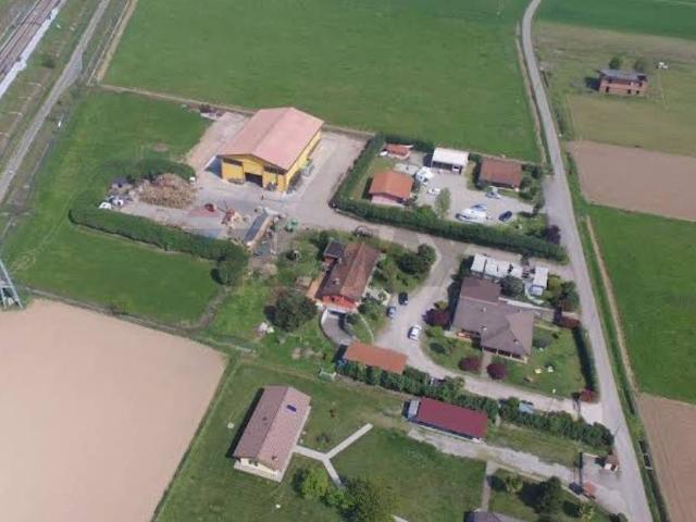 Rustico in vendita a Marcallo Con Casone, Lombardia