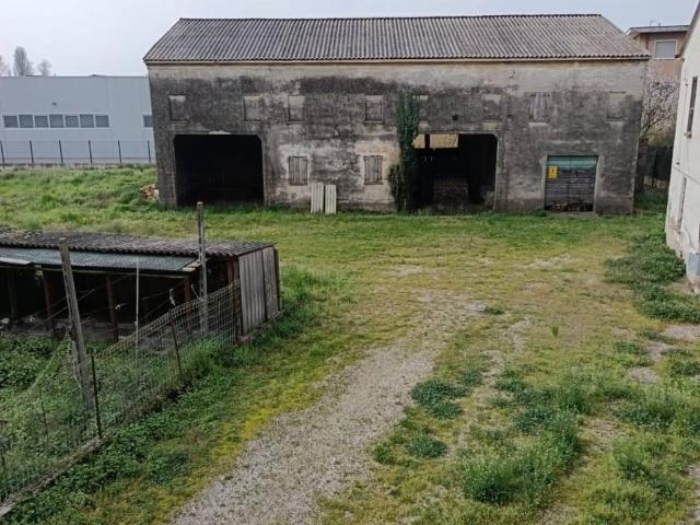 Rustico in vendita a Campitello, Marcaria