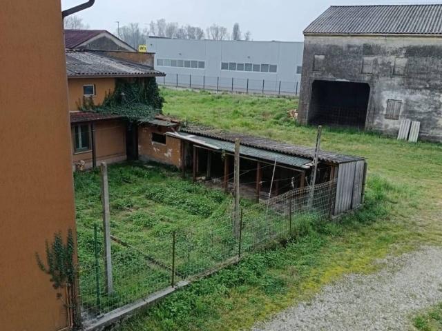 Rustico in vendita a Campitello, Marcaria