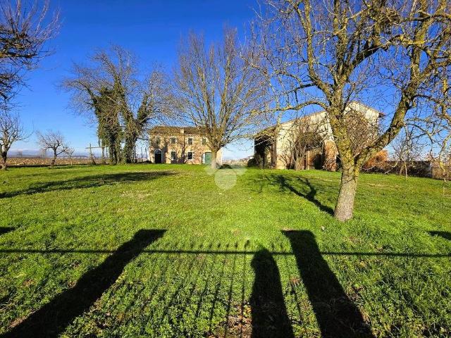 Rustico in vendita a Marcaria, Lombardia