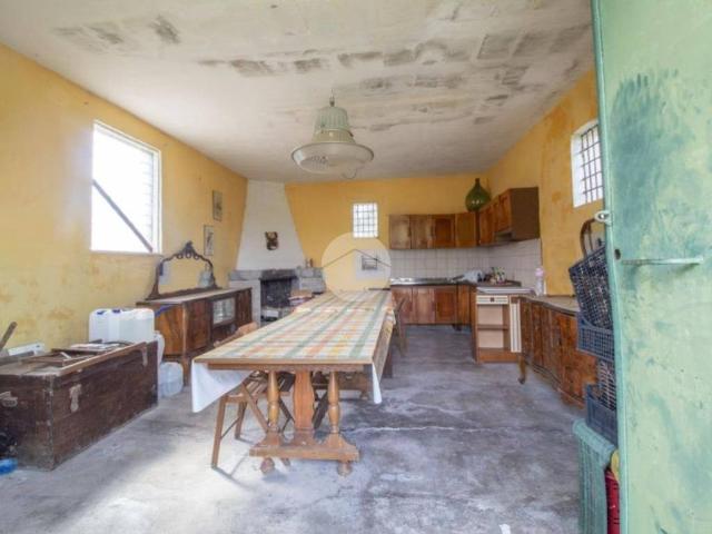 Rustico in vendita a Marcellina