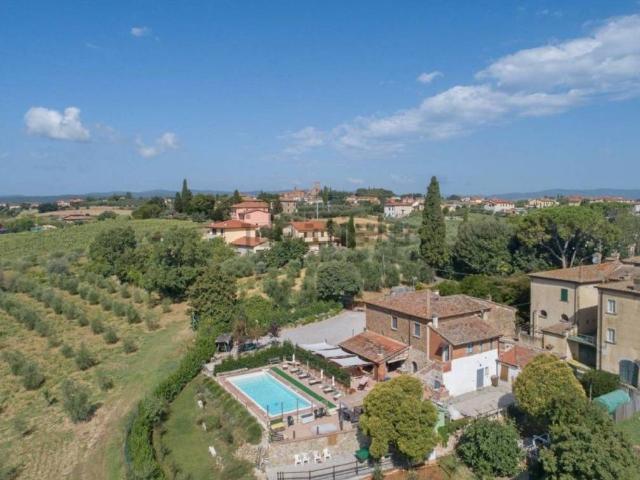 Rustico in vendita a Marciano Della Chiana, Toscana