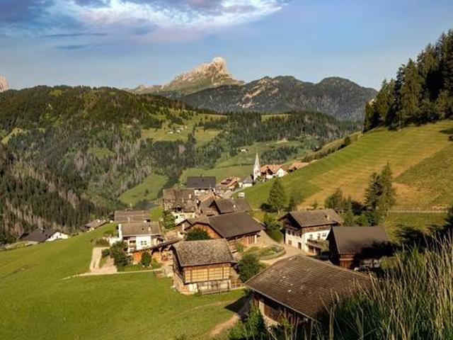 Rustico in vendita a Misci, Marèo - Enneberg - Marebbe