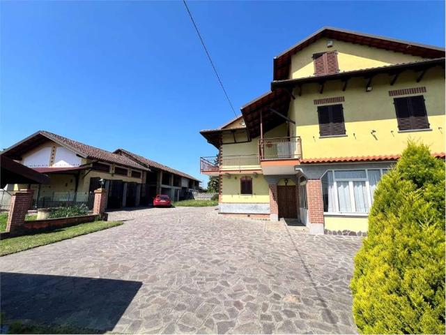 Rustico in vendita a Piemonte, Asti