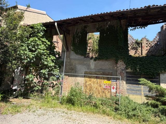 Rustico in vendita a Mariano Comense, Lombardia
