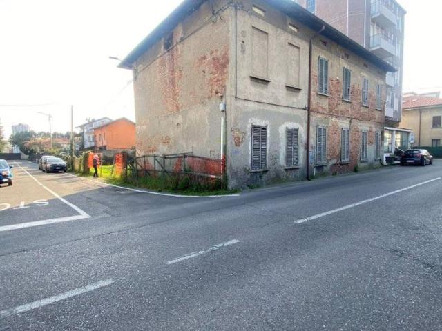 Rustico in vendita a Mariano Comense, Lombardia