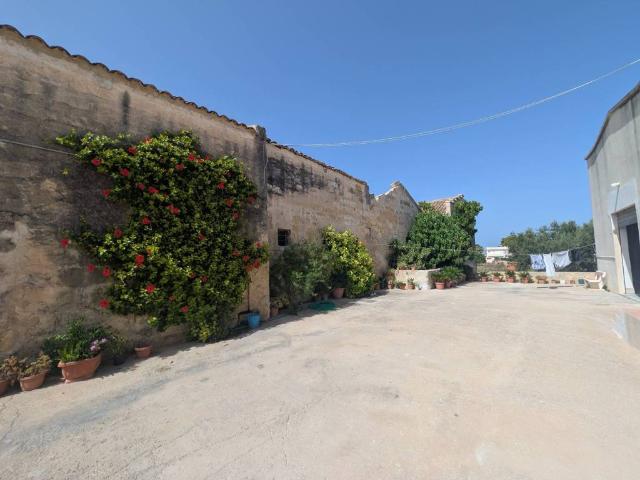 Rustico in vendita a Spagnola, Marsala