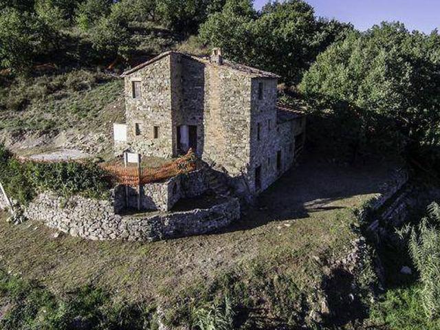 Rustico in vendita a Marsciano, Umbria