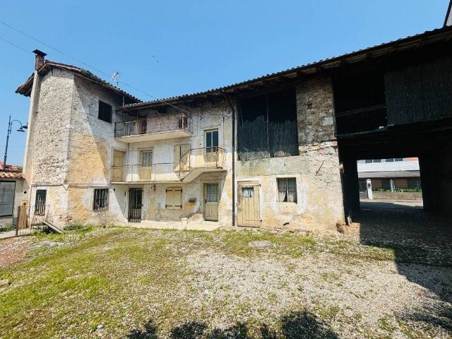Rustico in vendita a Martignacco, Friuli-Venezia Giulia