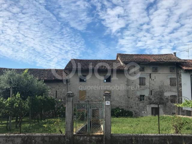 Rustico in vendita a Martignacco, Friuli-Venezia Giulia