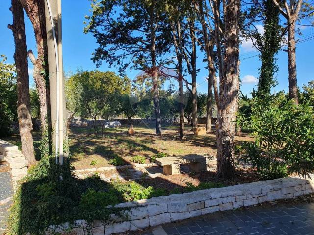 Villa Indipendente in vendita a Alberobello, Bari