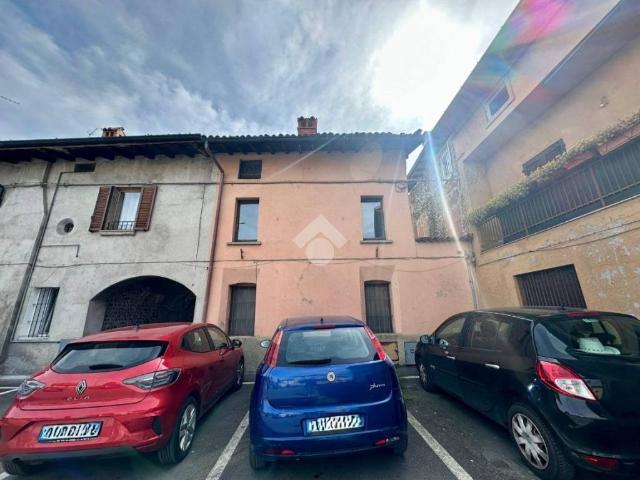 Rustico in vendita a Martinengo, Lombardia
