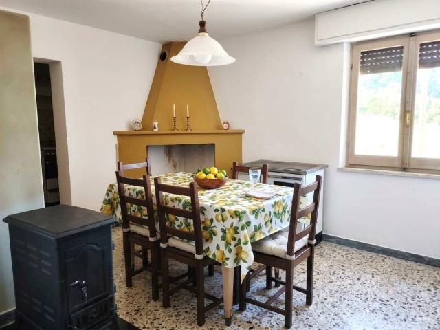 Rustico in vendita a Unione dei Comuni della Val Vibrata, Martinsicuro