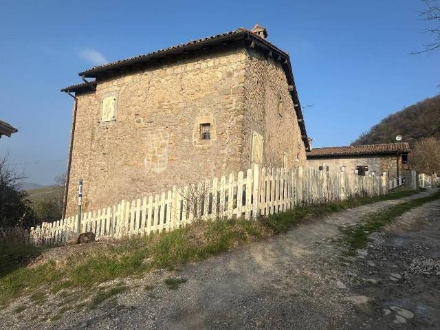 Rustico in vendita a Unione dell'Appennino Bolognese, Marzabotto