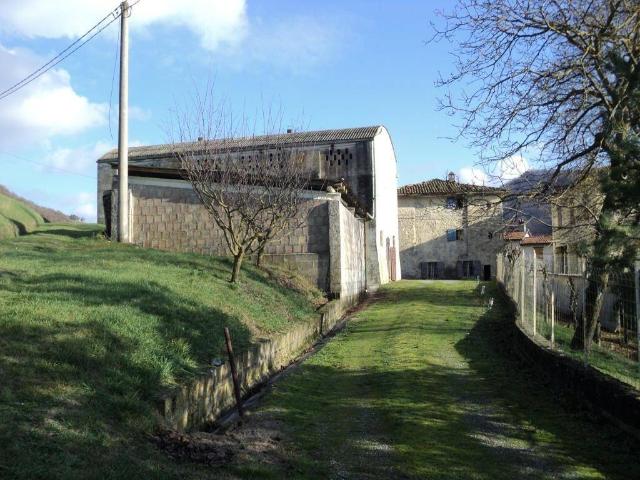 Rustico in vendita a Unione dell'Appennino Bolognese, Marzabotto