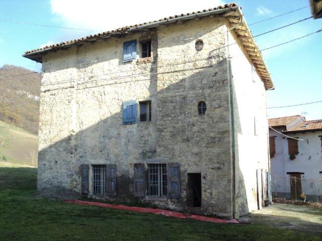 Rustico in vendita a Unione dell'Appennino Bolognese, Marzabotto