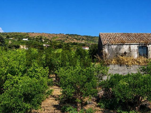Rustico in vendita a Mascali, Sicilia